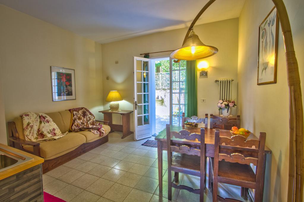 Villa Fedora Lizzano In Belvedere Kamer foto